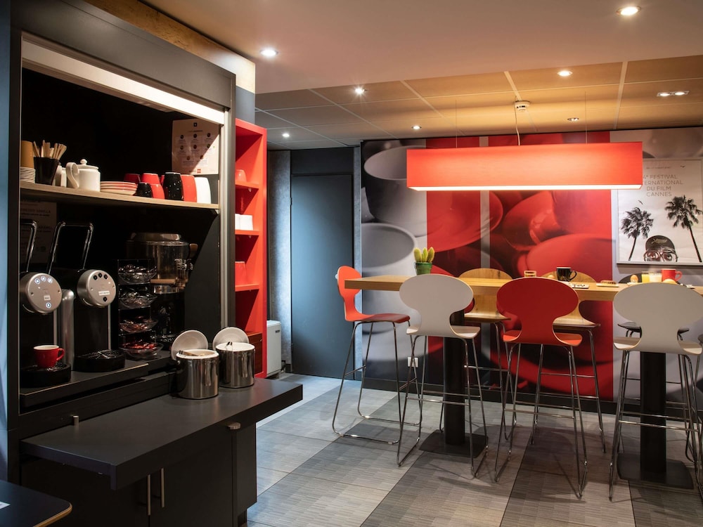 ibis Cannes Centre 52/61