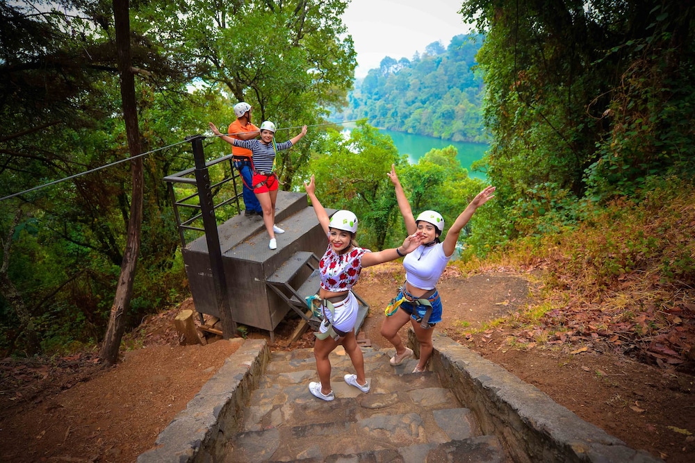 Zirahuen Forest And Resort 39/50
