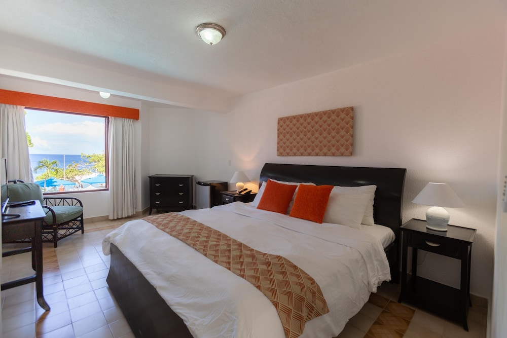 SOSUA BY THE SEA BOUTIQUE BEACH RESORT 8/50