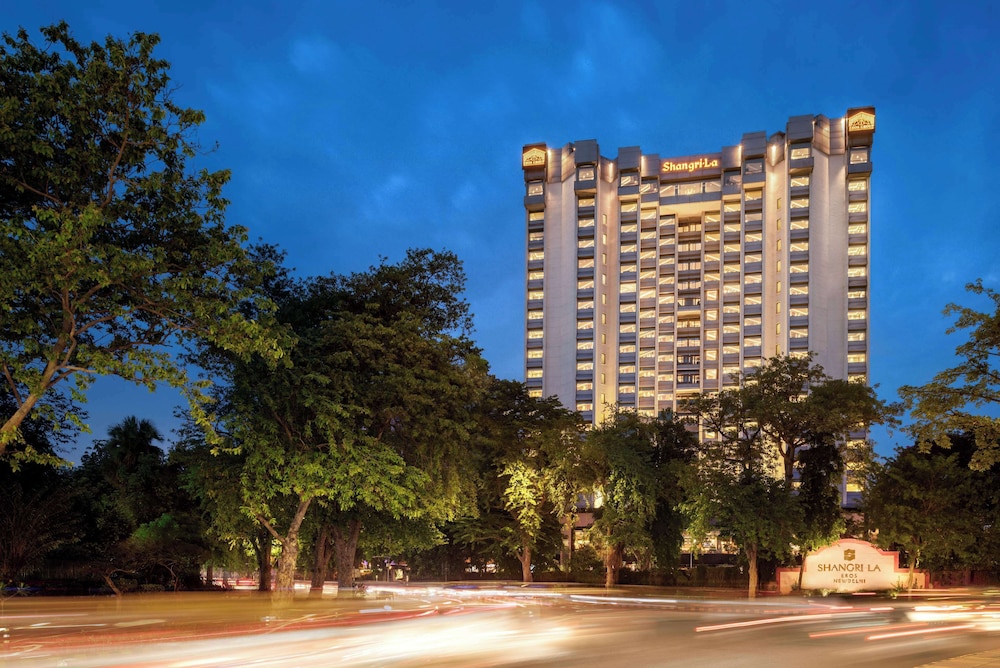 Shangri La Eros New Delhi Hotel 4/72