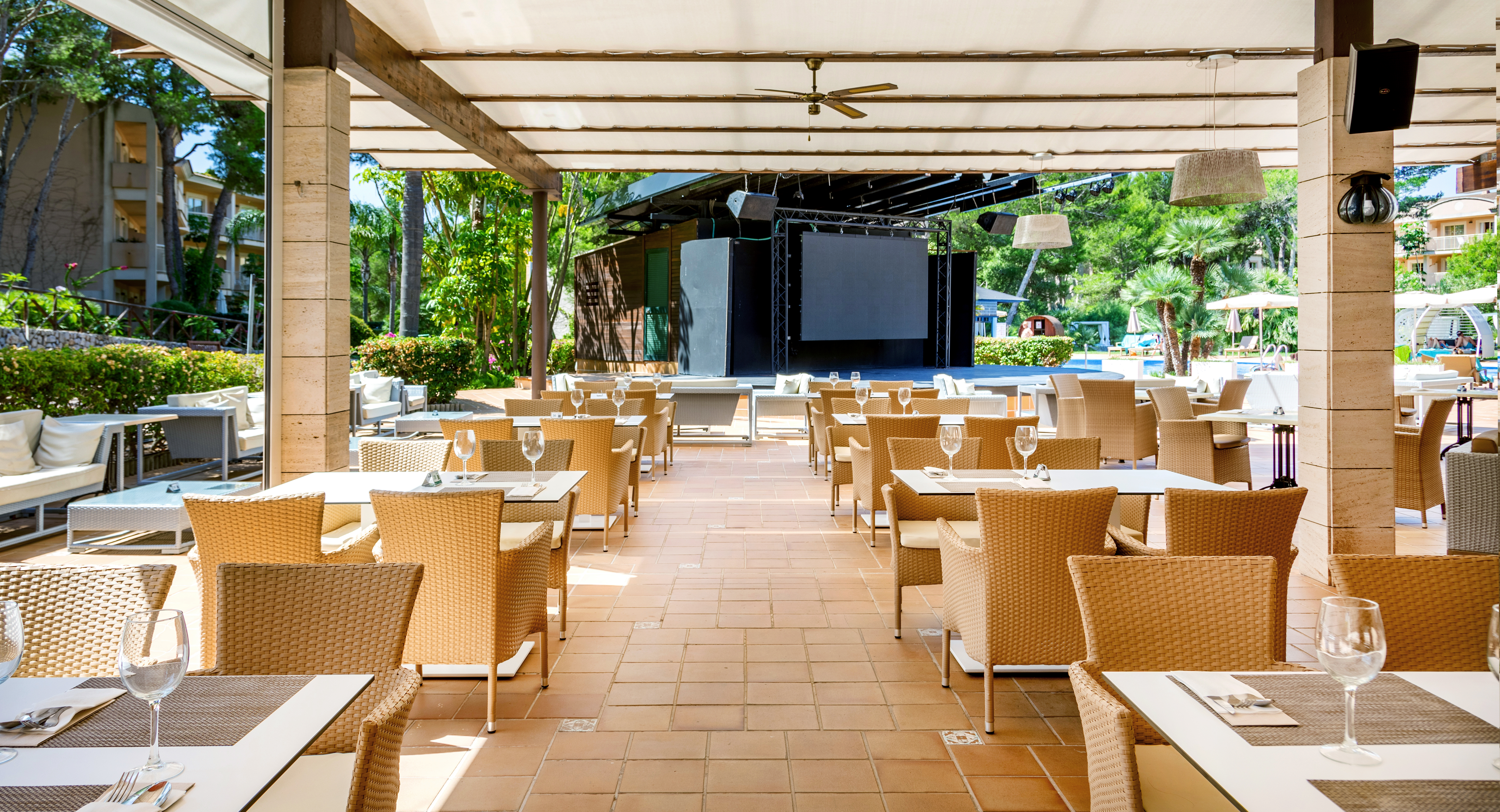 Viva Cala Mesquida Suites and Spa Adults Only +16 110/126