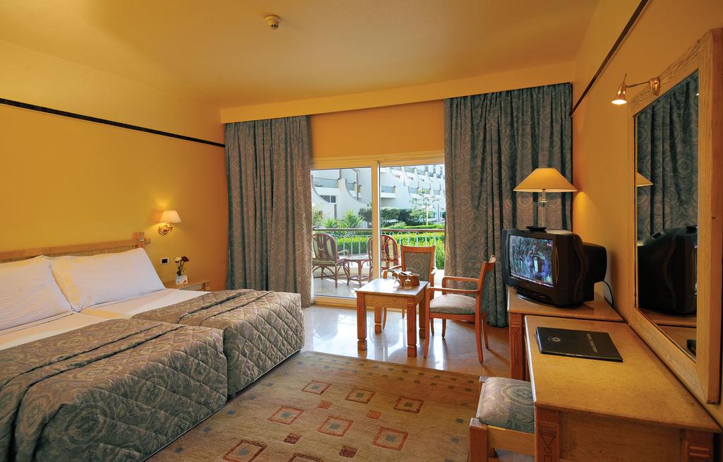 Room at CATARACT PYRAMIDS RESORT, GIZA