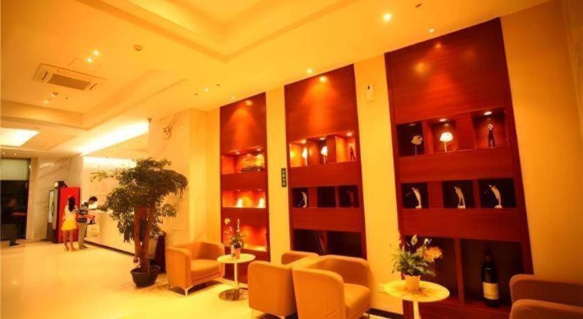 City Comfort Inn Wuhan Sanjiaohu Metro Station 38/50