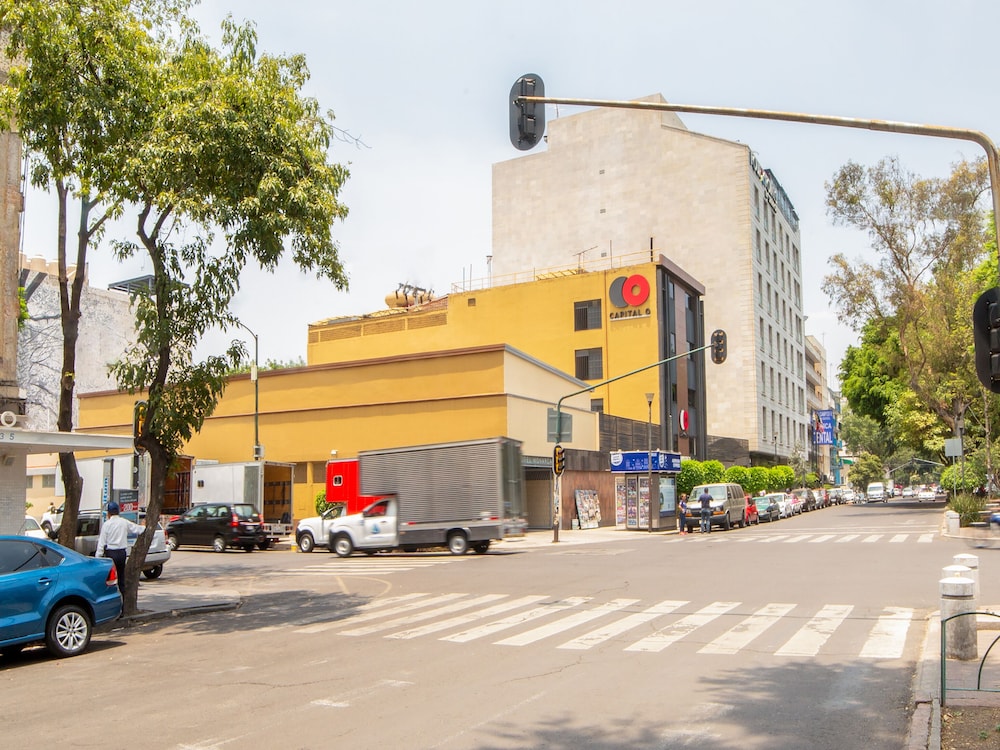 Hotel Monarca 25/33