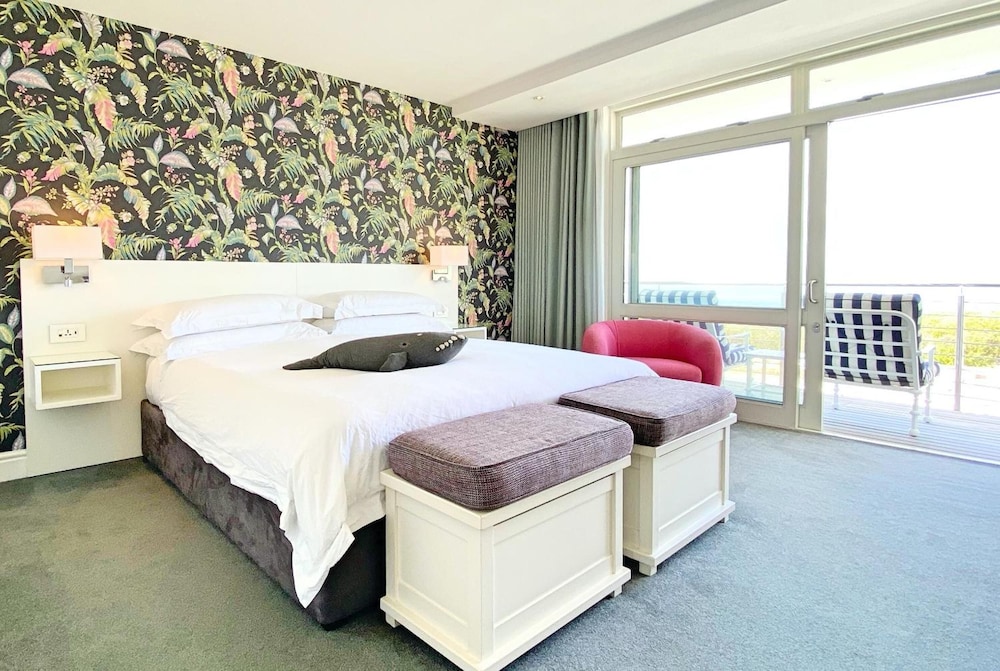 One Marine Drive Boutique Hotel 19/73