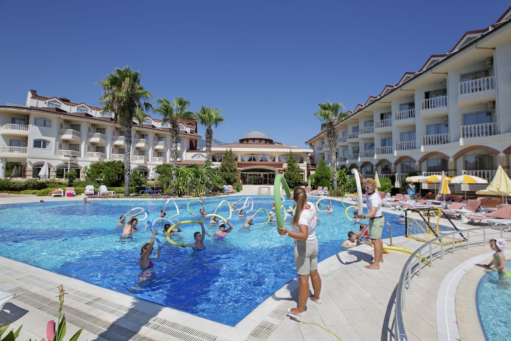 Fun Sun Smart Lurea Beach 44/50