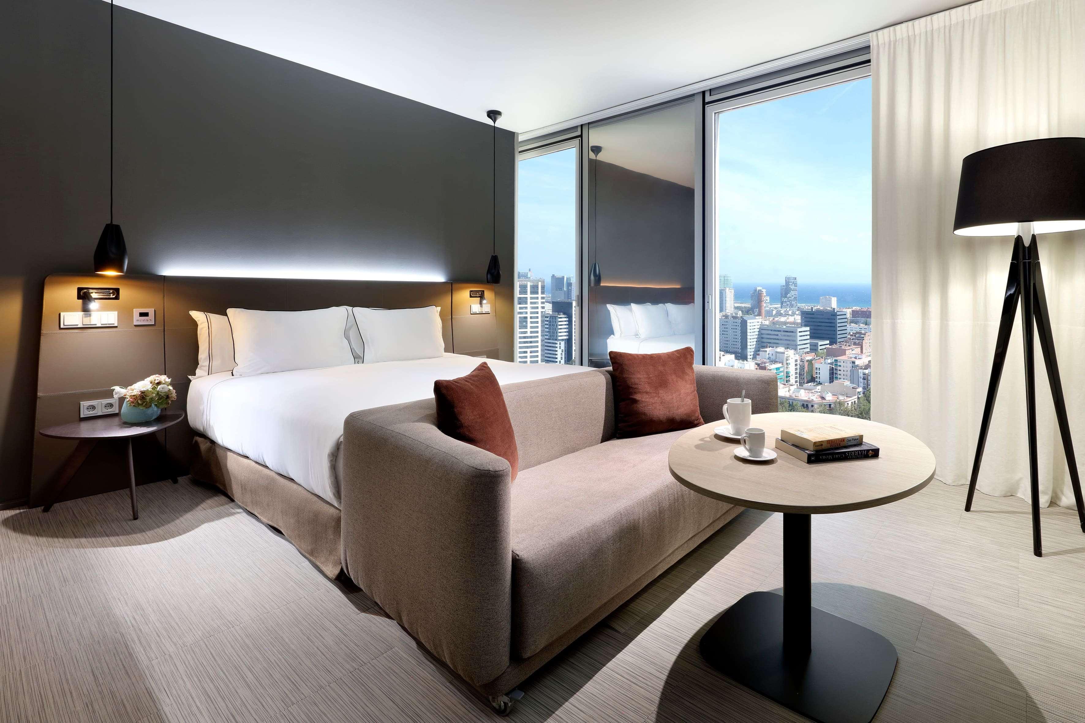 The Level, Suite, Sea View