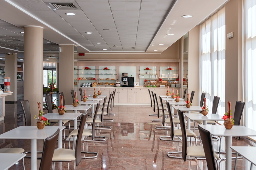 B&B HOTEL Settimo Torinese 33/50