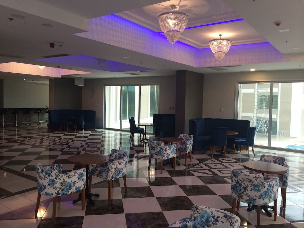Elite Hotel Darica 67/75