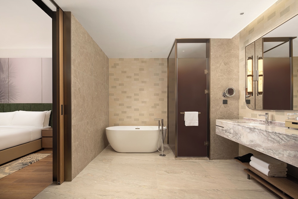 Hilton Garden Inn Shanwei Luhe 45/50