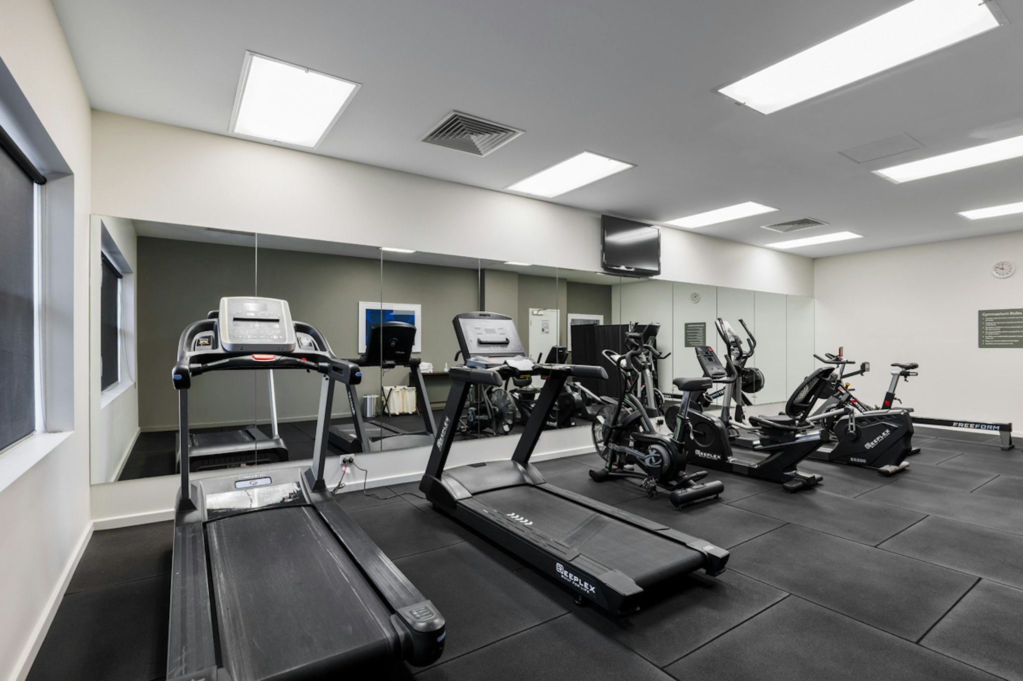 Quest Mawson Lakes 30/78