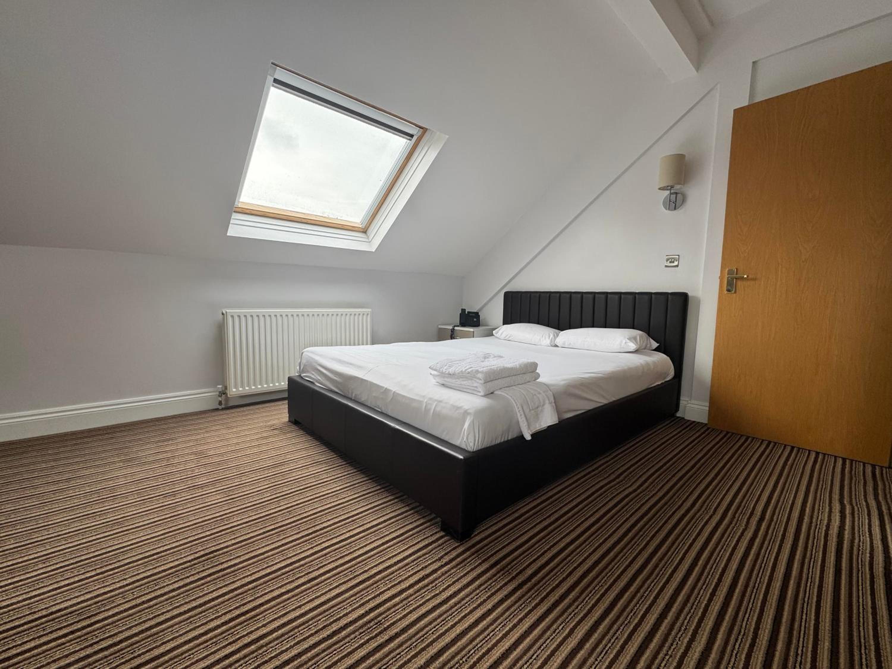 1 Bedroom, Loft, Apartment