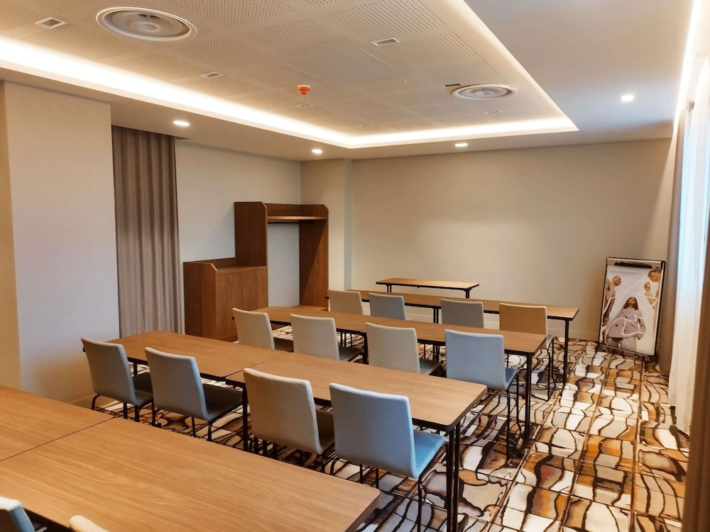 Ibis Acheres St Germain en Laye 46/55