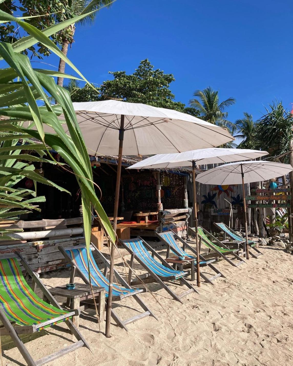 Pinky Bungalows Resort 67/67