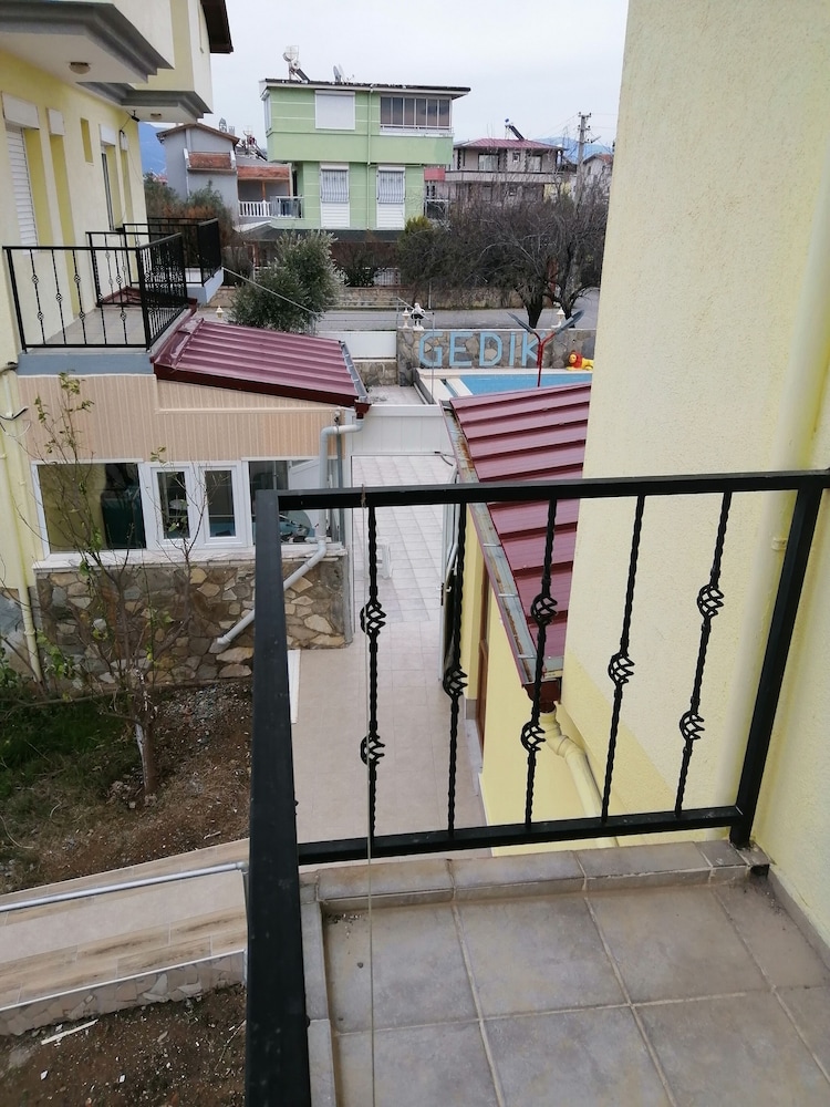 Gedik Pansiyon 7/55
