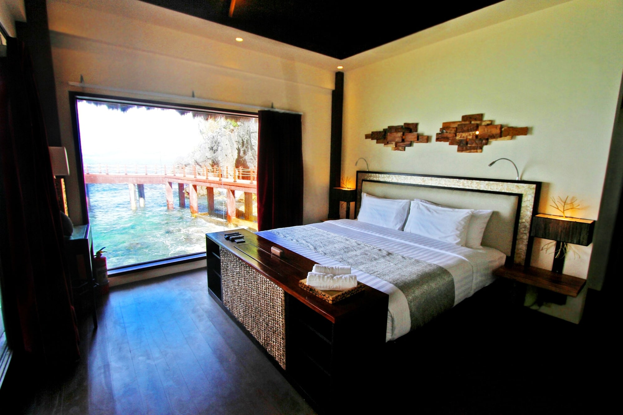 Water Villa, King Bed