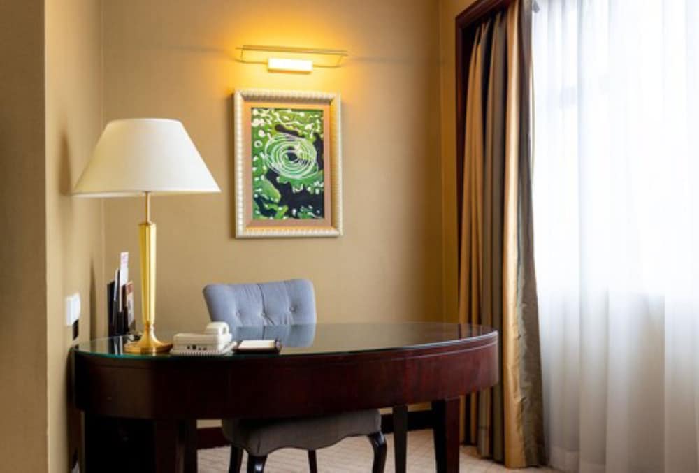 GRAND INTERNATIONAL HOTEL 18/46