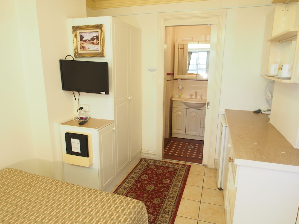 The Charrington Boutique Hotel 34/58