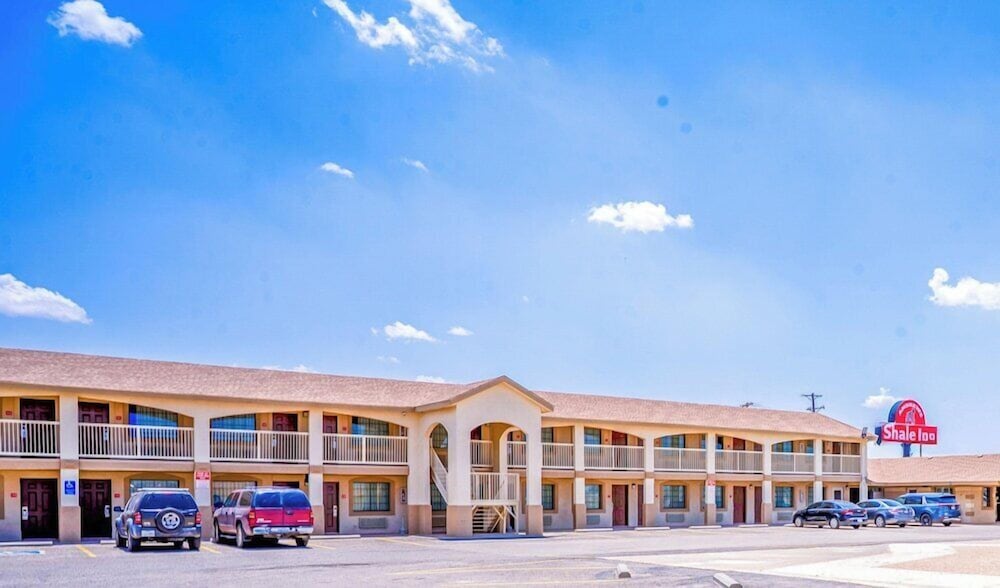 Shale inn Andrews 8/59