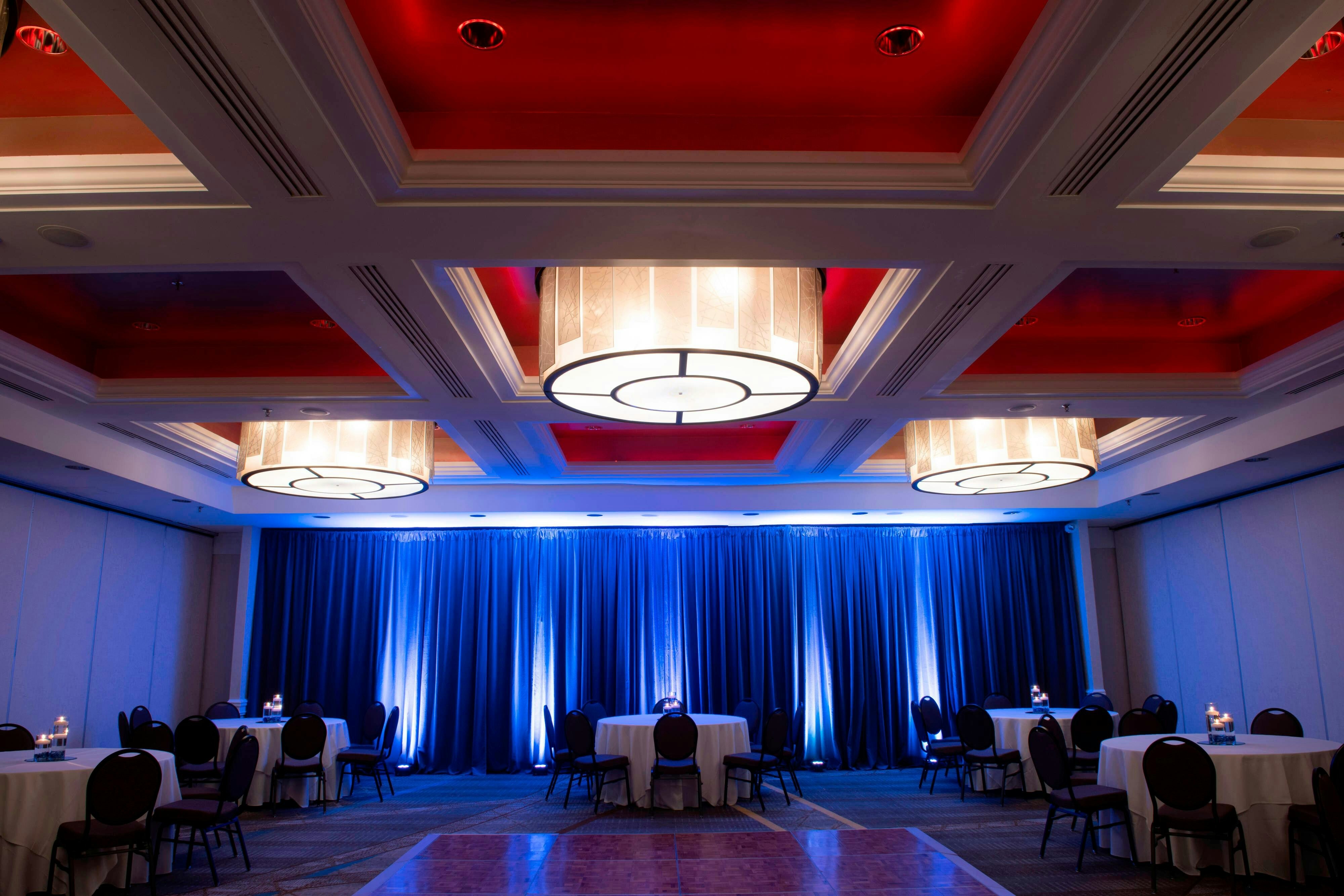 Fairfax Marriott at Fair Oaks 24/24