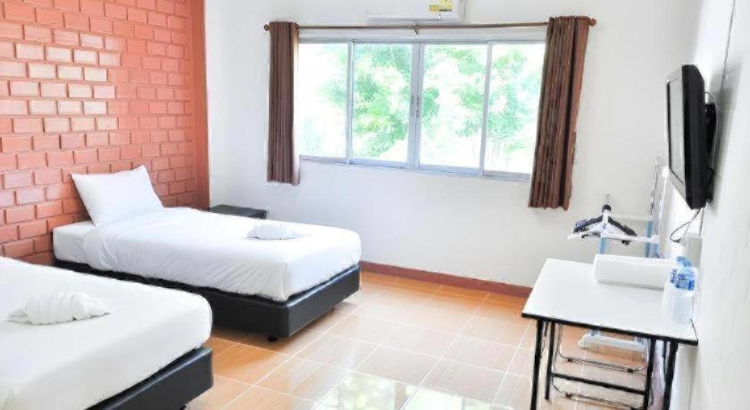 Budsarakam Place Hotel 22/33