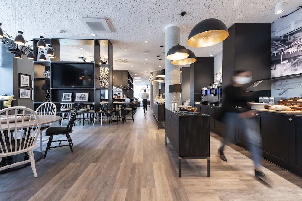 HARBR. hotel Ludwigsburg 36/48