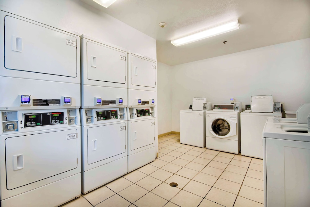Studio 6 Extended Stay - San Antonio, TX - Six Flags 8/58