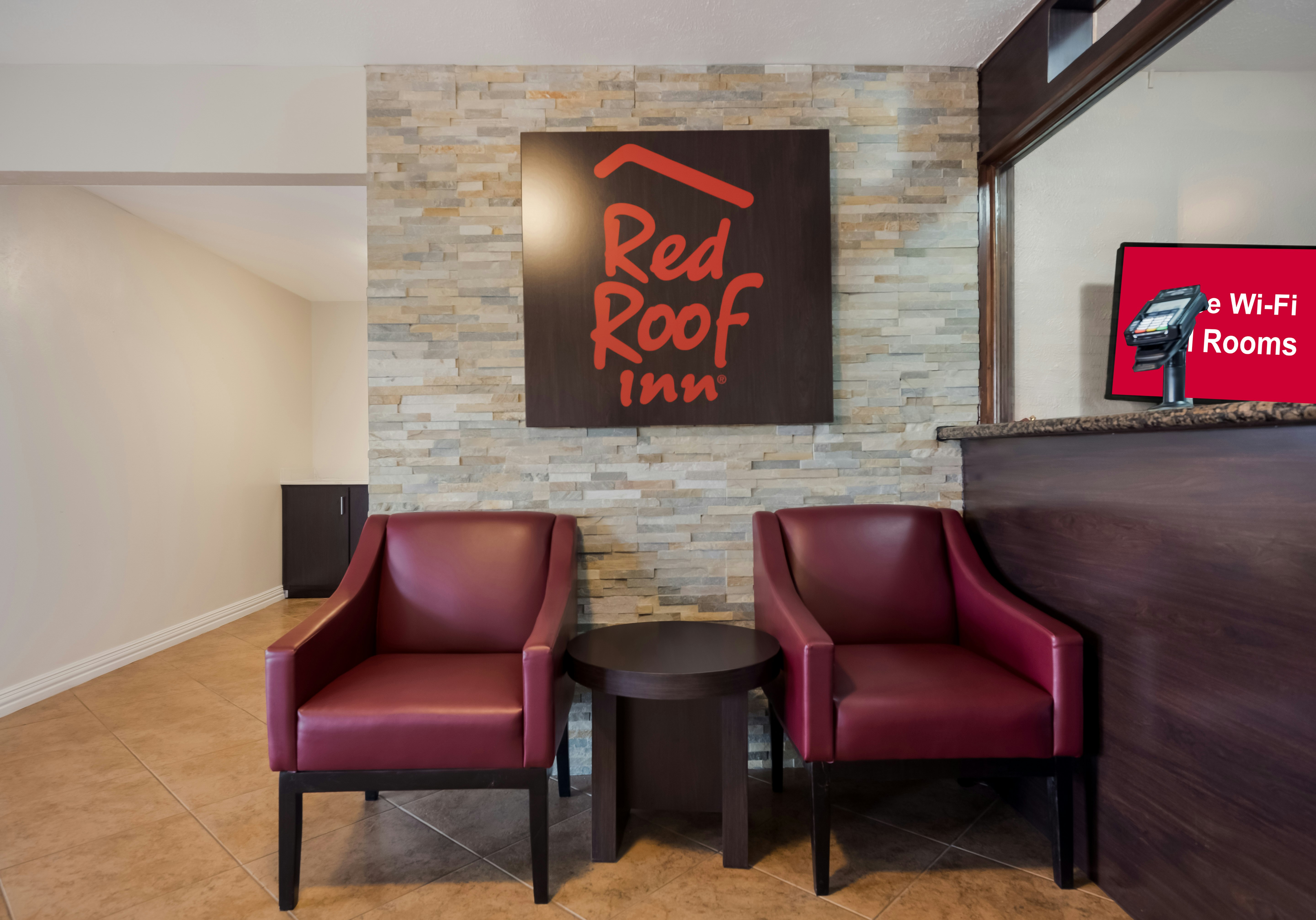 Red Roof Inn Madisonville 8/16