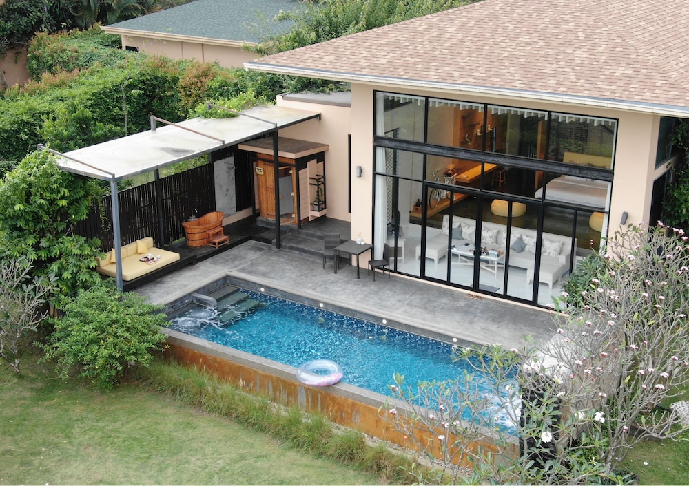 The Private Pool Villas at Civilai Hill, Khaoyai in PAK CHONG