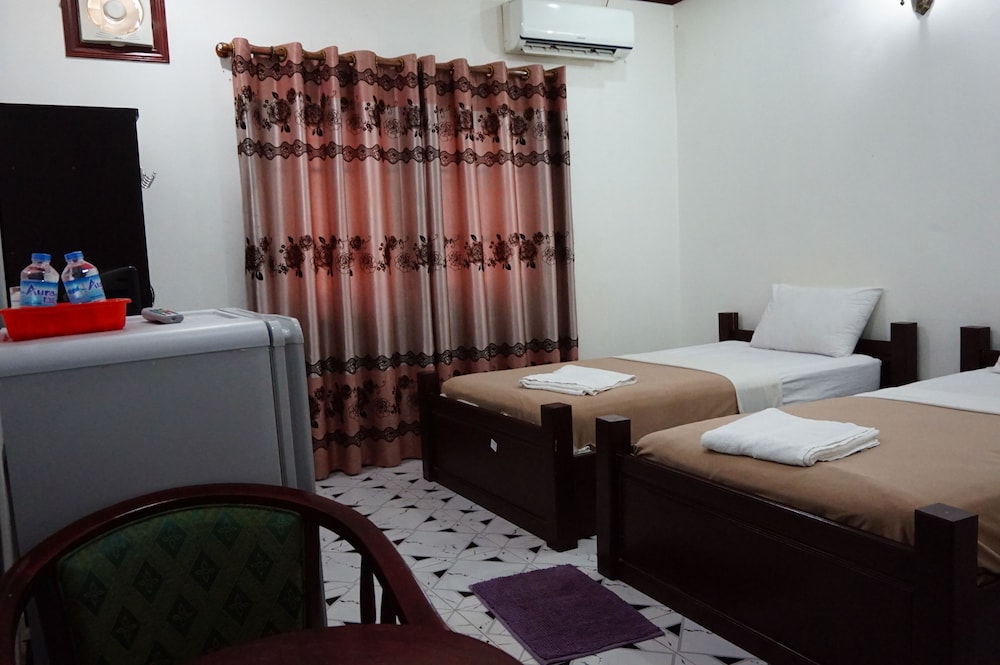 Khamsaner Hotel 10/30