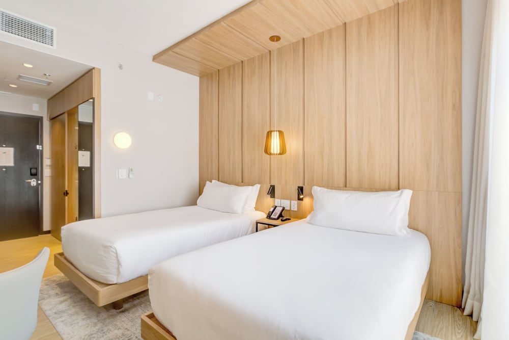 SUPERIOR, TWIN BEDS
