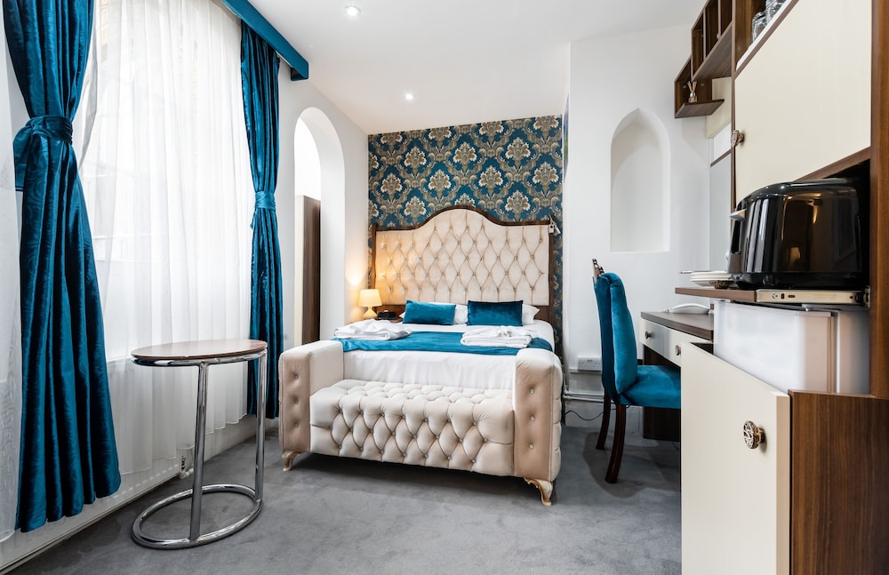 Vilenza Hotel 24/50