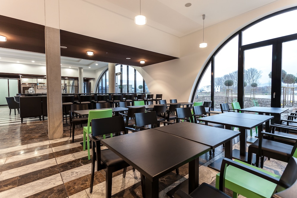 Hotel Tobbaccon 30/42
