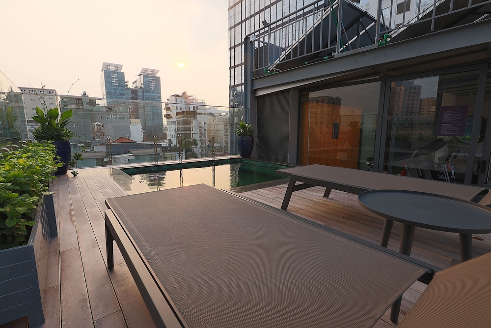 Cherry Boutique Hotel 35/50