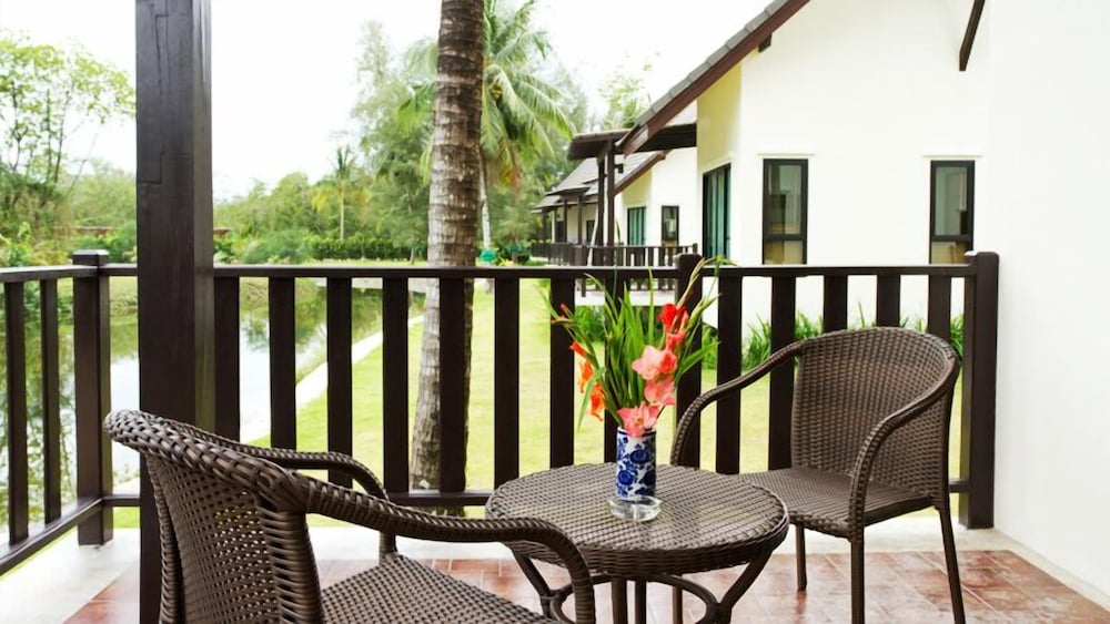 Khao Lak Blue Lagoon Resort 20/42