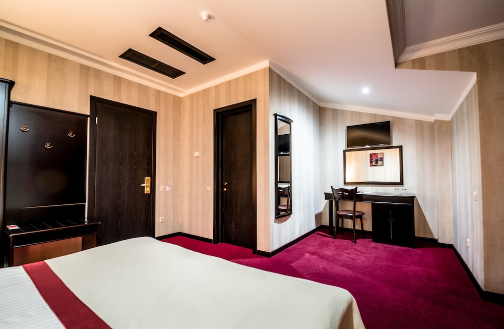 STANDARD, DOUBLE BED, BUILDING B