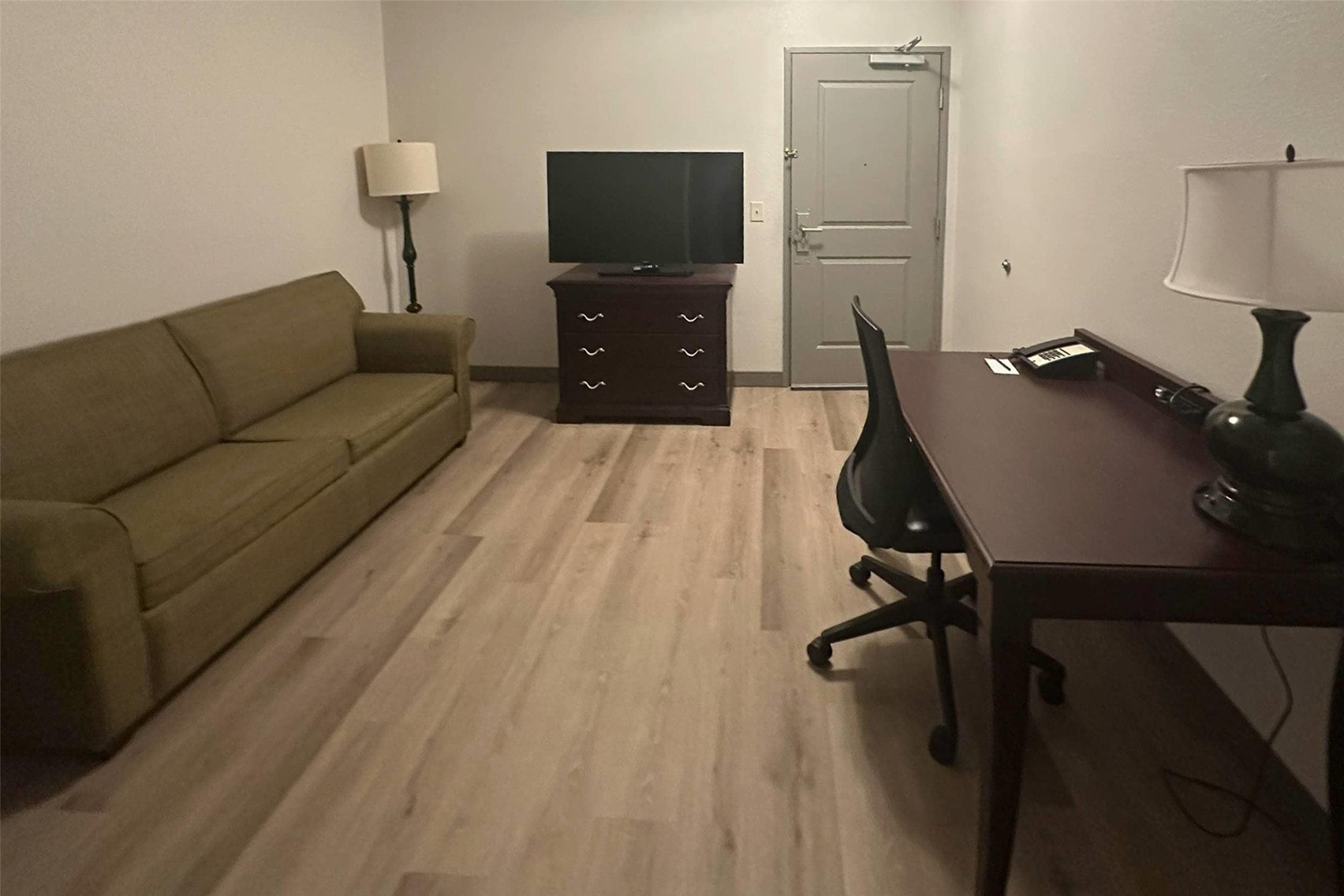 Comfort Inn & Suites Concord (Kannapolis) 42/51