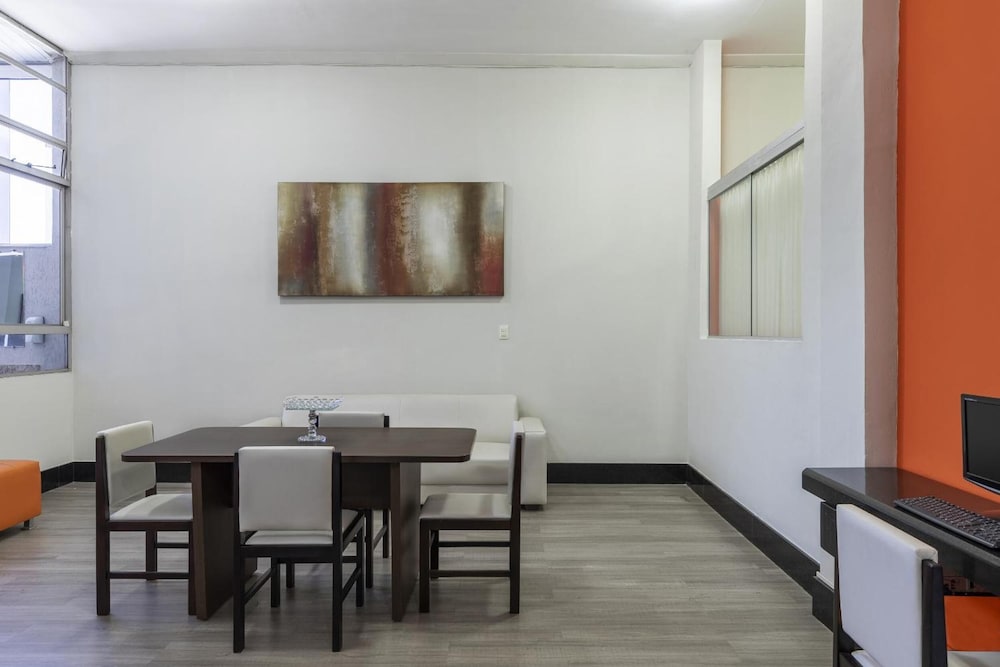 HOTEL SERRA NEGRA 40/59