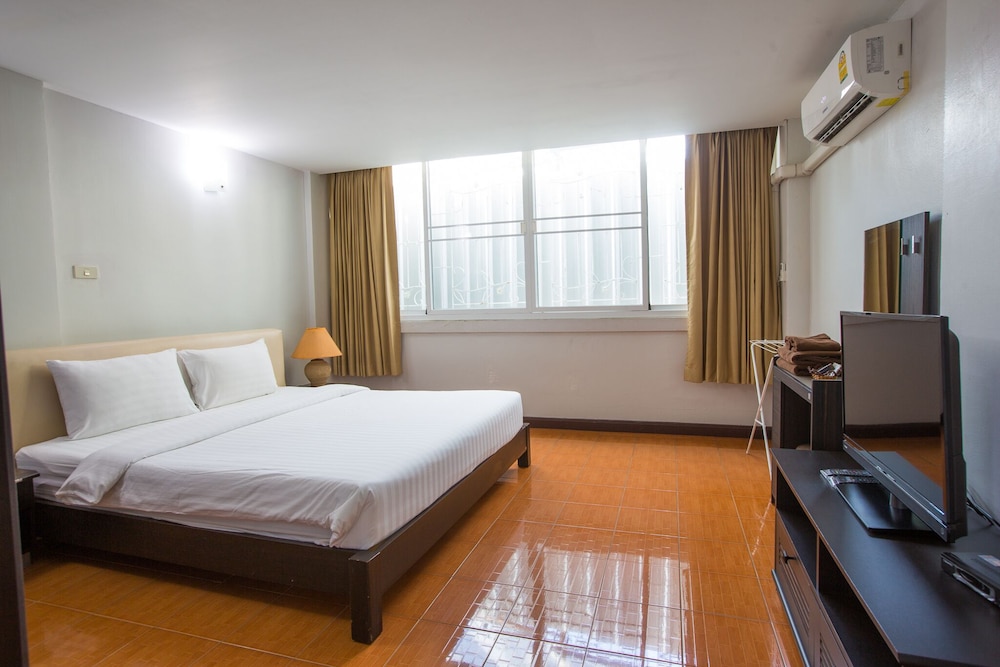 Le Vanvarothai Saladaeng Residence 15/50