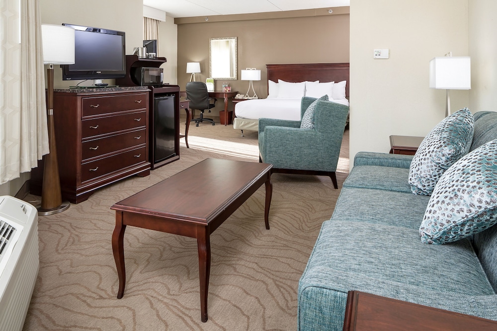 DoubleTree by Hilton Boston - Milford 30/58