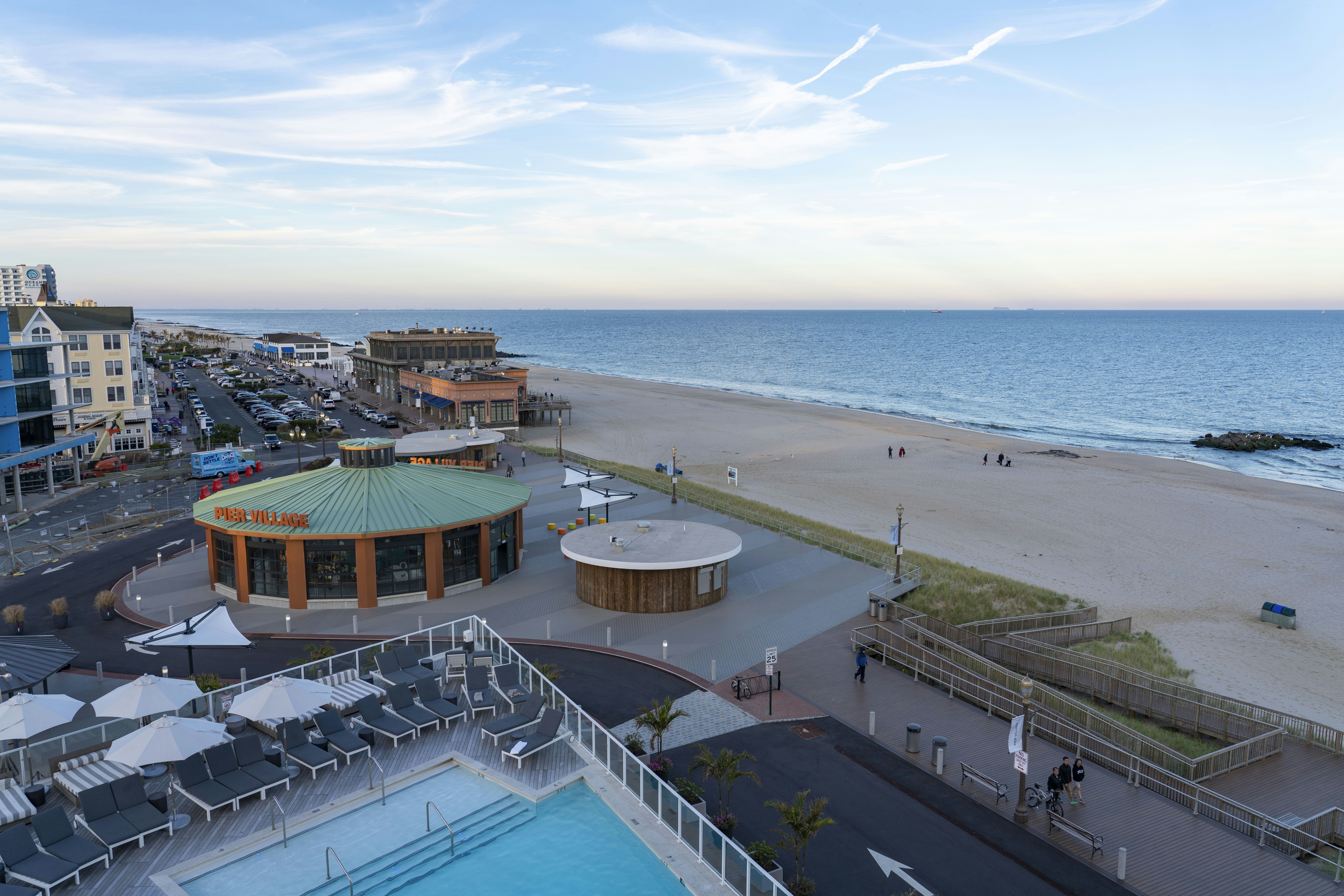 Wave Resort 40/41