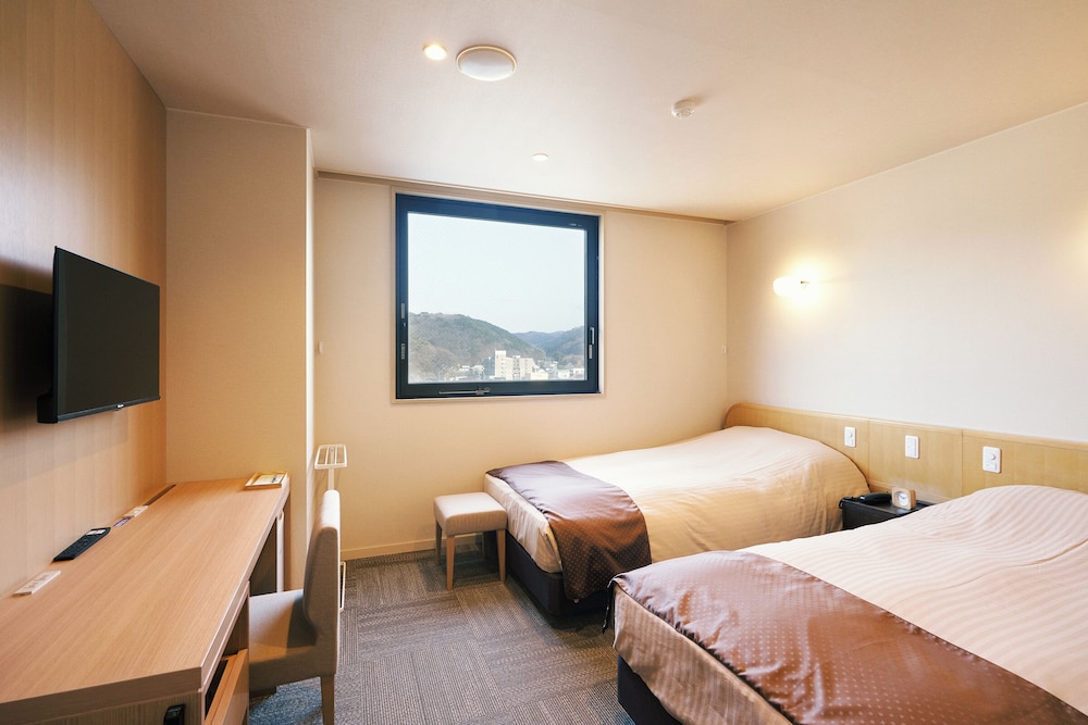 ROOM, TWIN BEDS, MOUNTAIN VIEW