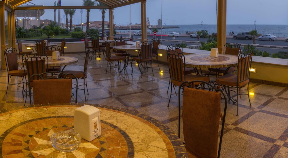 فندق البرج (Al-Borg Al-Watheer Serviced apartments) 34/43