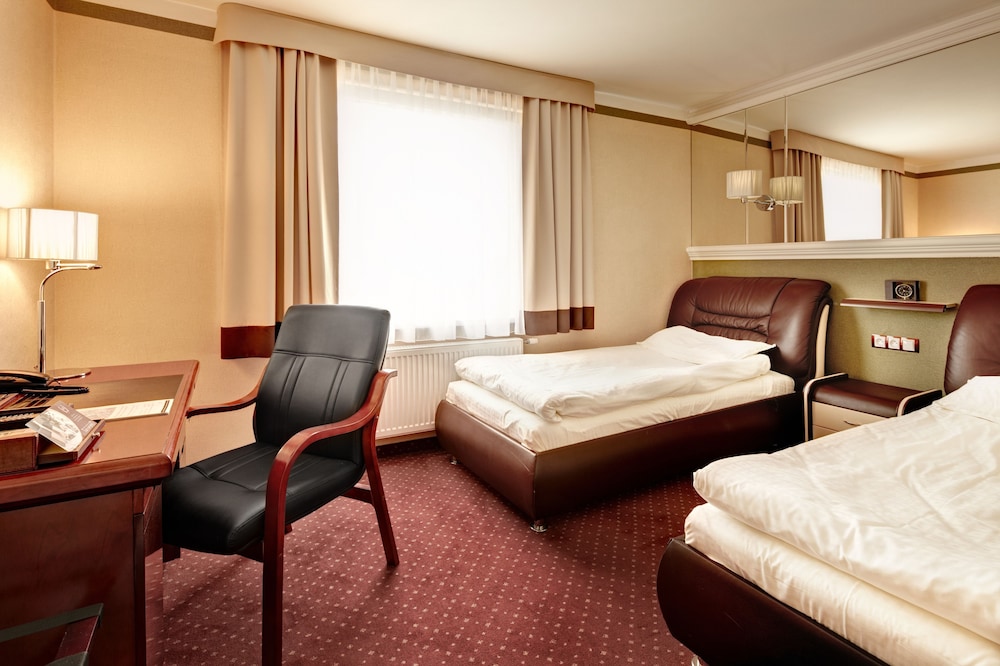 M Hotel Sosnowiec 17/43