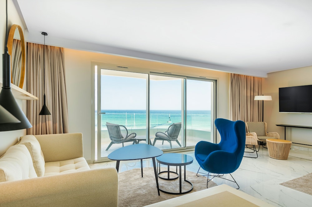 Radisson Blu Palace Resort and Thalasso 48/78