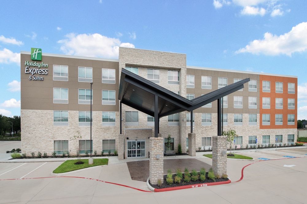 Holiday Inn Express & Suites Sugar Land SE - Missouri City 1/65