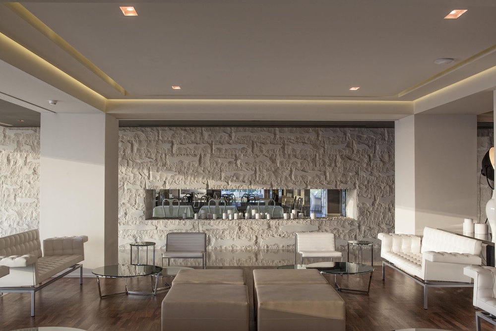 Aqua Blu Boutique Hotel and Spa - Adults Only 11/70