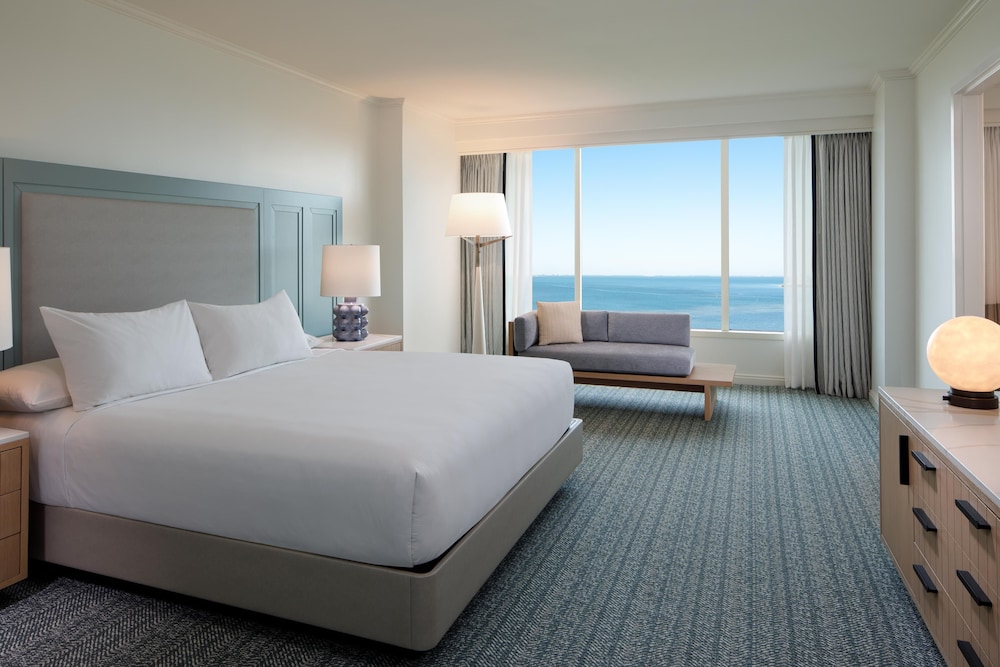 Grand Hyatt Tampa Bay 15/50