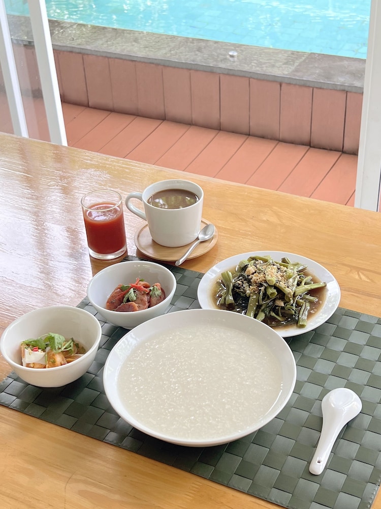 Isara Khao Lak 35/50