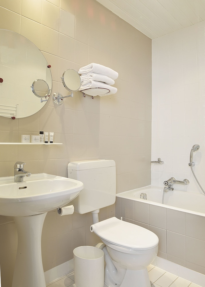 Hotel Istria Paris 18/37